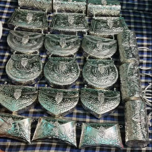 Pochette en laiton artisanale, sac à main métallique unique pour tenues de mariée, sac à main pour femme pour soirées, vente en gros - Product Image 1