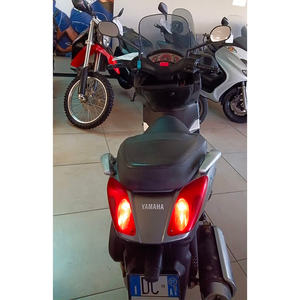 Scooter à essence X-MAX 250 - Product Image 3