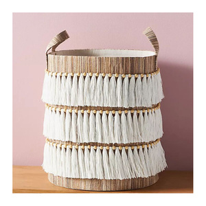 Panier en jonc de mer personnalisé fait à la main, organisateur décoratif exquis pour la maison, la cuisine, les tables basses et les restaurants - Product Image 1