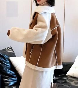 Manteaux d'hiver pour femmes 2024 nouveau décontracté ample Patchwork vêtements d'extérieur Vintage poches courtes veste en cheveux d'agneau pour les femmes - Product Image 5