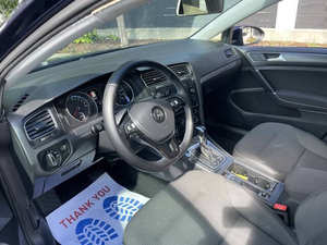 Voiture d'occasion de qualité et abordable, Volkswagen e-Golf SE 2017, conduite à gauche - Product Image 2