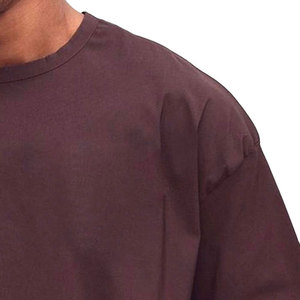 Camiseta Oversize de Peso Pesado para Hombre con Tela Gruesa y Corte Moderno Inspirado en el Estilo Urbano en Venta - Product Image 3