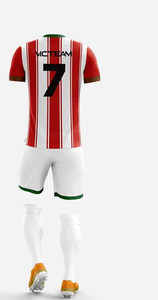 Ensembles d'uniformes de football en polyester 100% de haute qualité de conception personnalisée en gros OEM léger antibactérien d'impression par sublimation - Product Image 2