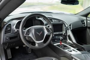 Chevrolet Corvette Stingray Z51 Coupé 2024 Usado, Automático, Volante a la Izquierda, R15 SpeedCrafted, PrecisionDriven, ModernPerformance, Cuero, en Venta - Product Image 6