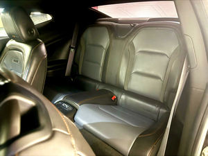 Chevrolet Camaro 2SS Coupé RWD 2017 Económico con Volante a la Izquierda/Derecha - Product Image 2