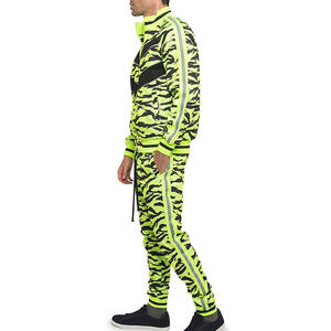 Conjuntos Deportivos Sublimados para Hombre OEM, Conjuntos de 2 Piezas, Sudadera con Capucha y Pantalones Deportivos - Product Image 4