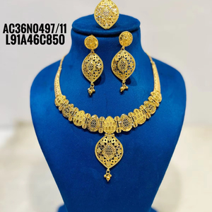 High Quality New Arrival 2024 Hot Style Fashion Short Necklace Set With Earrings & Rings for Women Only Online Design - Product Image 1