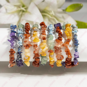 Bracelet en quartz naturel transparent à copeaux irréguliers, best-seller, pour la méditation, bijou tendance pour les soirées - Product Image 1