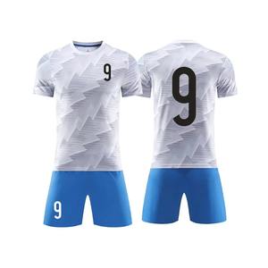 Uniforme de Fútbol Profesional Unisex al por Mayor, de Alta Calidad, Secado Rápido, Tela Sublimada, Conjunto Completo de Camiseta y Pantalones Cortos para Adultos - Product Image 6