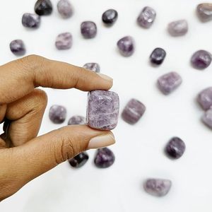 Vente en gros de lépidolite en vrac pierres dégringolées cristaux de guérison naturels polis pour la méditation énergétique Reiki et la décoration intérieure - Product Image 5