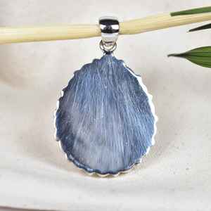 Colgante de racimo de ópalo Rosa hecho a mano, collar de declaración grande con ajuste de bisel chapado en oro de Plata de Ley 925 - Product Image 2