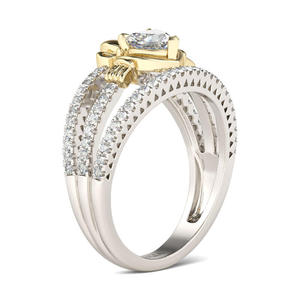 Anillo Claddagh de Plata de Ley con Cristal y Corte de Corazón en Dos Tonos Jeulia - Product Image 3