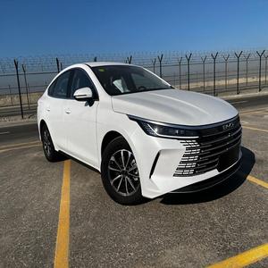 B Y D Destroyer 05 Edición Gloria DM-i 55km Tracción Delantera Híbrido de 4 Cilindros Sedán Automático - Product Image 3