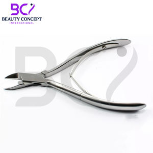 Coupe-ongles en acier inoxydable de qualité supérieure 2026 avec poignée antidérapante, lame incurvée de précision, ouverture large et durable - Product Image 3