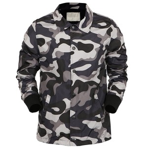 เสื้อกันลมสำหรับผู้ชายเสื้อโค้ชกันน้ำสีดำ - Product Image 5