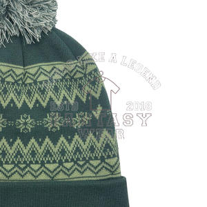 FANTASY WEAR 2026 – Bonnets personnalisés pour hommes avec logo, fabricant de bonnets jacquard tricotés sur mesure, bonnets d'hiver pour femmes, certifiés CE - Product Image 2