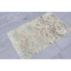 Alfombra Turca de 2.5x3.9 pies, Alfombra Pequeña Vintage, Alfombra con Bordes Marrones y Azules - Product Image 4