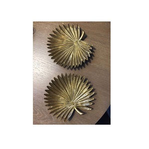 Frutero artístico de metal hecho a mano para exhibir dulces y dulces con diseño único y estilo artesanal premium - Product Image 2