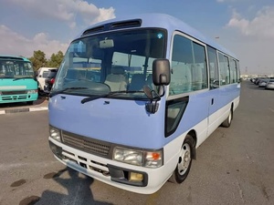 Autobús Coaster 2004, Volante a la Izquierda, 4 Cilindros, Diésel, Transmisión Automática, Asientos de Cuero Oscuros, Envío Gratis - Product Image 2