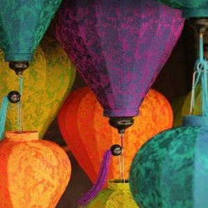 Linterna de seda de diseño único, linterna de seda de diseño único decorativa tradicional de Vietnam, perfecta para restaurantes y suministros de exportación - Product Image 1