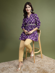 Magnifiques ensembles de tuniques longues et de kurtis courts en pur coton violet, imprimés à la main avec motifs dorés, col mandarin, coupe trapèze, prix d'usine en gros - Product Image 6