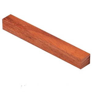 Muebles de suelo de primera calidad Padouk africano de madera fresca para uso en hoteles Garantía de 2 años de EE. UU. Diseño tradicional Entrega rápida - Product Image 1