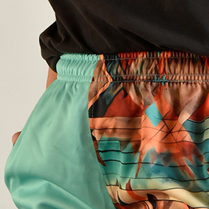 Shorts de rugby pour hommes en polyester à deux tons avec logo personnalisé en gros, poche latérale, double couture, séchage rapide, respirant - Product Image 2