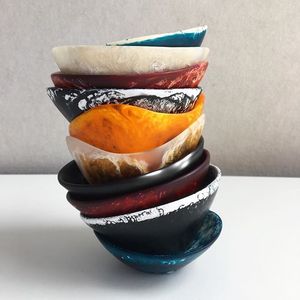 Cuencos de Resina con Aspecto Ahumado de Lujo | |   Cuencos Artesanales con Diseños Únicos en Espiral para Cenas Modernas y Regalos | |   Premium - Product Image 4