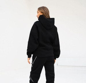 เสื้อฮู้ดดี้และเสื้อสเวตเชิ้ตผู้หญิงสำหรับฤดูหนาวแบบสั่งทำพิเศษ - ผ้าฟลีซคุณภาพสูง สตรีทแวร์ สกรีนโลโก้ตามสั่ง ไซส์ใหญ่ ขายส่ง - Product Image 4