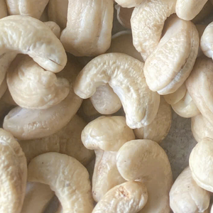 Venta caliente Anacardos crudos WW180, WW240, WW320 Anacardos SANTIGO W320 Anacardos precio de fábrica - Product Image 1