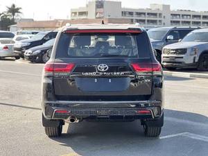 Toyota Land Cruiser VXR HYBRID TWIN TURBO 2026 d'occasion, économique, propre, sans accident, meilleures offres, SUV disponibles pour commandes en gros - Product Image 6