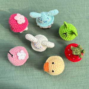 Porte-clés en tricot crocheté, pendentif animal de dessin animé, prix de gros, fabriqué au Vietnam - Product Image 6