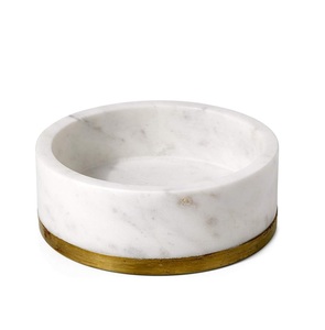 Bol de service en marbre pur avec un attrait décoratif adapté aux intérieurs de cuisine et de salle à manger de luxe - Product Image 3