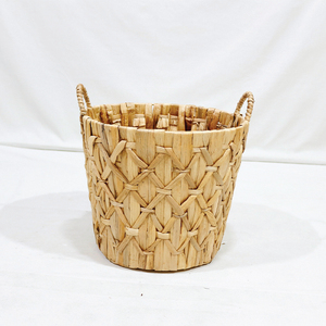 Panier décoratif en jacinthe d'eau naturelle rustique et écologique Artex Dong Thap pour plante et rangement à domicile - Product Image 2