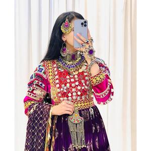 Vestido Tradicional Paquistaní Pashtún Vintage, Hecho a Mano, Étnico, Cultural, para Bodas, Largo, Maxi, Floral, Transpirable, para Fiestas - Product Image 3