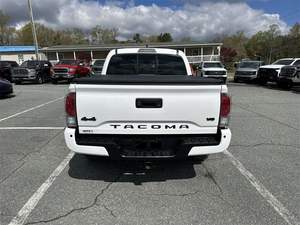 Auto Usado de Calidad a Precio Accesible, Toyota Tacoma Limited 2016, Volante a la Izquierda - Product Image 6