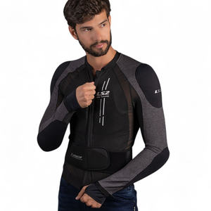 Gilet de protection respirant LS2 X-Armor, confortable et sûr pour toutes les saisons - Product Image 2