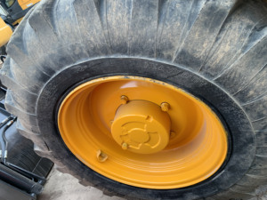 JCB 4CX Diesel-Baggerlader mit Hoher Effizienz und 1,25m Schaufelkapazität Mittelgroßer Baggerlader - Product Image 5