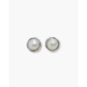 Boucles d'oreilles à clous en perles Mabe - Élégantes, classiques, intemporelles - Product Image 1