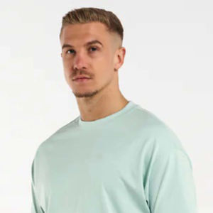 T-shirt Streetwear pour homme écologique personnalisé | T-shirt de mode durable minimaliste en coton biologique - Product Image 5