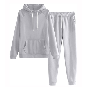 Chándal apilado para mujer Color personalizable Mejor artículo Conjunto de 2 piezas para invierno Oferta al por mayor del fabricante Precio razonable - Product Image 1
