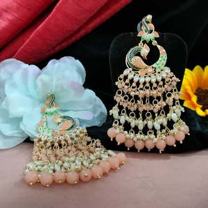 Moderne Élégant Kundan Meenakari Fusion Paon Conception Dangle Boucles D'oreilles Textures Riches Couleurs Traditionnel Artistry Fusion Mode - Product Image 3