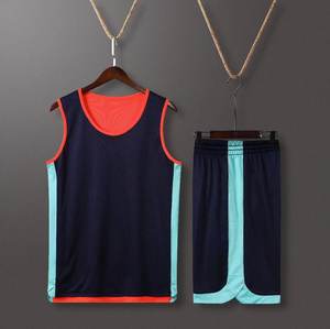 Uniforme de baloncesto de alta calidad con diseño único personalizado para hombre, ropa deportiva de secado rápido al por mayor, uniforme de baloncesto hecho a medida de fábrica - Product Image 5