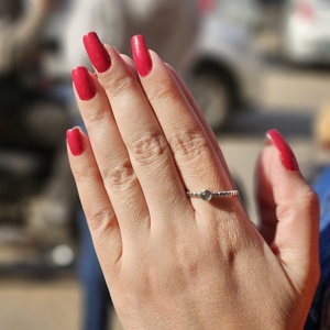 Bague en argent labradorite très légère avec petite pierre Design tendance pour mariages et fêtes - Product Image 2