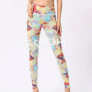 Nouveau fournisseur de leggings pour femmes d'impression par transfert de chaleur du Pakistan - Product Image 1