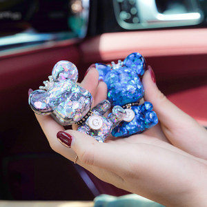 Diffuseur d'air solaire de luxe pour voiture - Ours brillant en alliage métallique, parfum lavande longue durée - Product Image 5