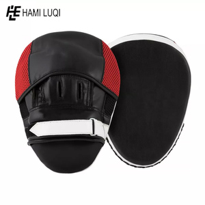 Almohadillas DE ENTRENAMIENTO DE BOXEO: manoplas resistentes con agarre seguro y malla transpirable para entrenamientos extremos - Product Image 3