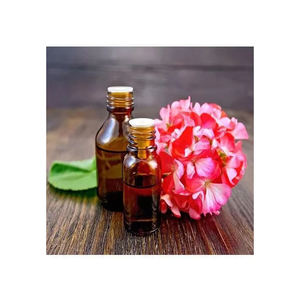 Huile essentielle de géranium de qualité supérieure pour l'aromathérapie et les soins de la peau - Product Image 1