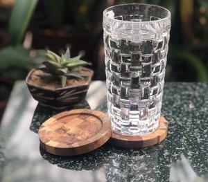 Posavasos de madera cortados a mano (Juego de 4) posavasos de nogal - Product Image 1