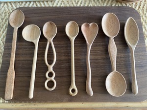 Cucharas de madera Cucharas para servir Utensilios de cocina y cuchara de madera tallada para regalo y vajilla - Product Image 3